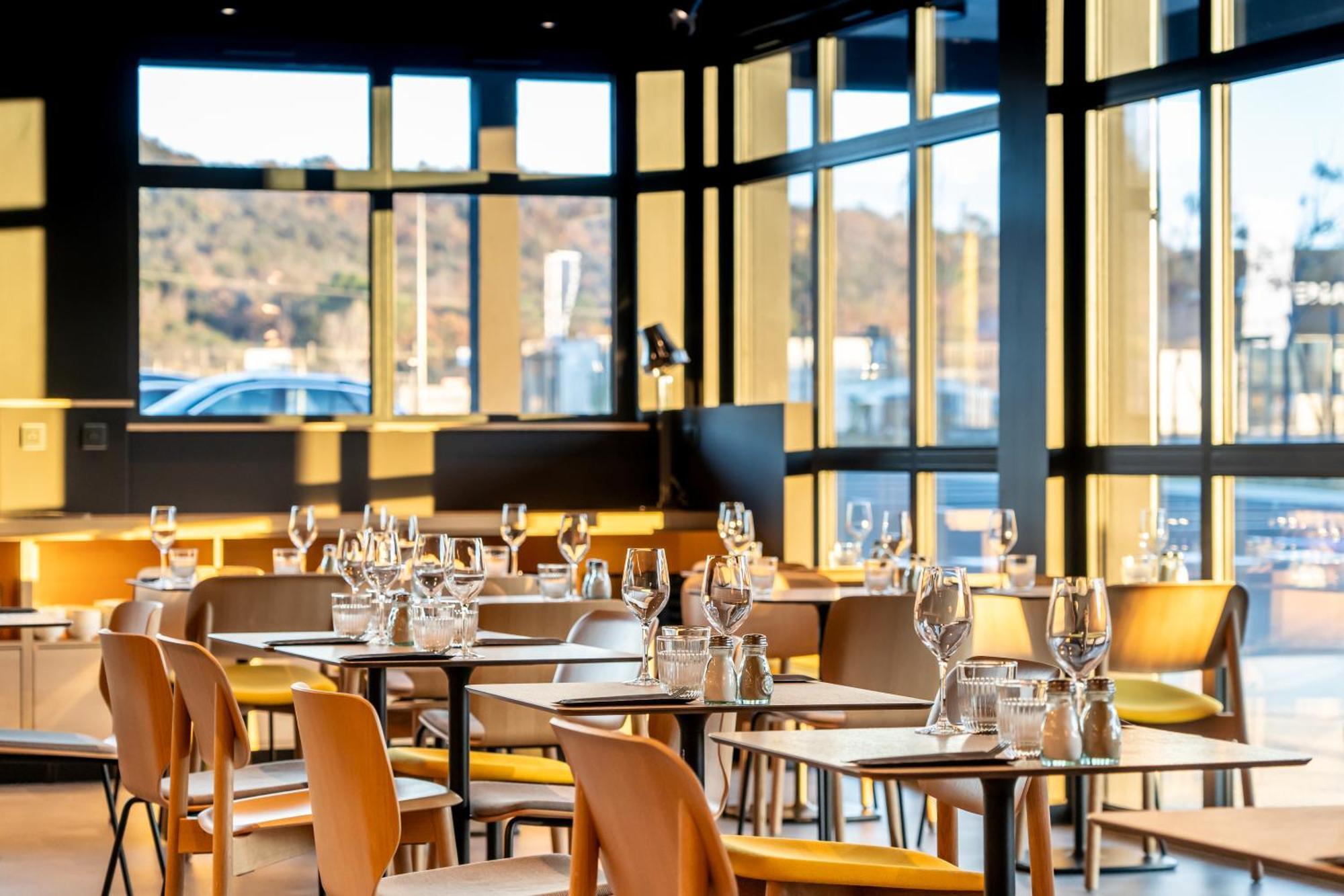 Ibis Saint Paul Trois Chateaux Ngoại thất bức ảnh