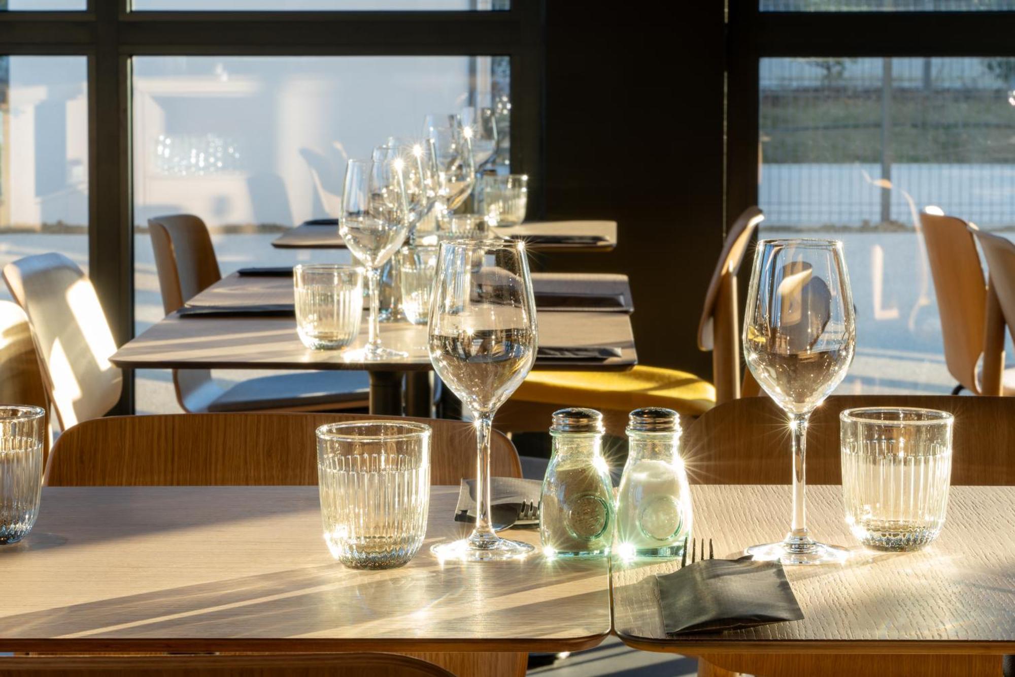 Ibis Saint Paul Trois Chateaux Ngoại thất bức ảnh